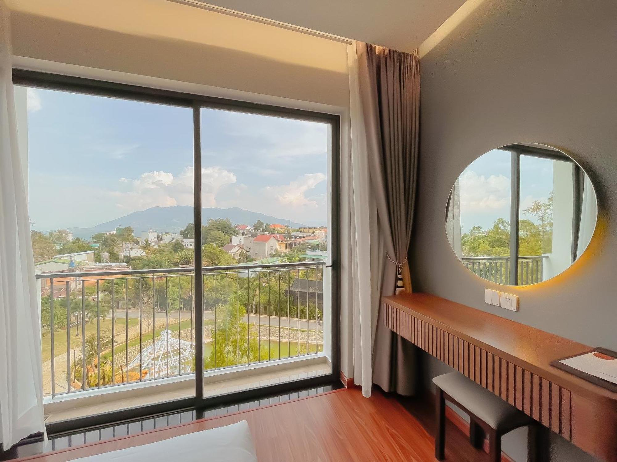 Sunflower Hotel & Resort Бао Лок Екстериор снимка
